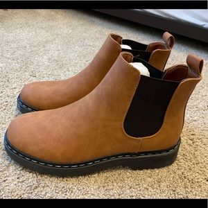 Tan/Camel Booties